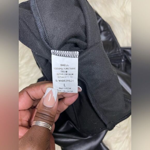 Hot & Delicious black faux leather bustier jumpsuit sz Large - Picture 9 of 9